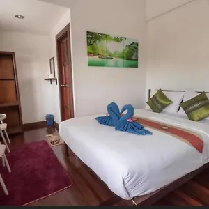 Maison d'hôtes Nitro House, Koh Tao