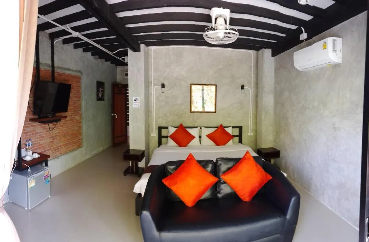 White Jail At Koh Tao Hostel 0*,