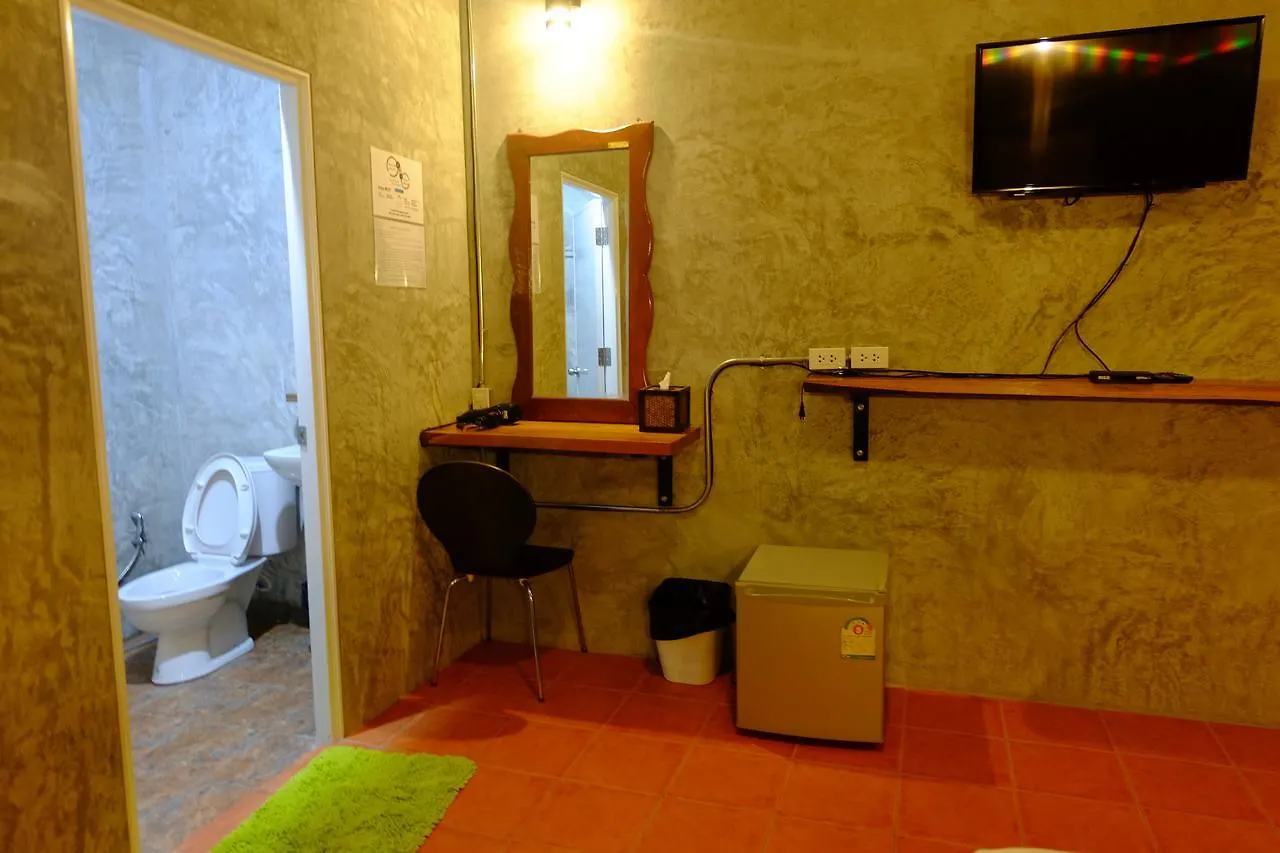 White Jail At Koh Tao Hostel