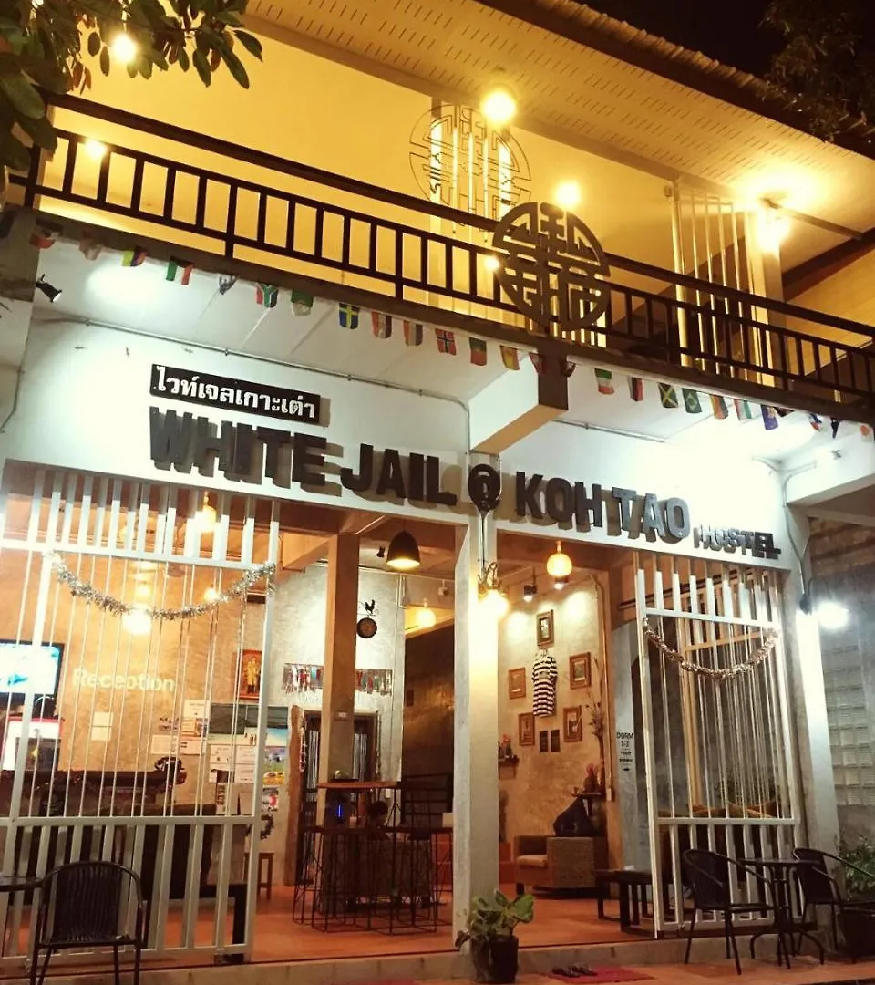 White Jail At Koh Tao Hostel